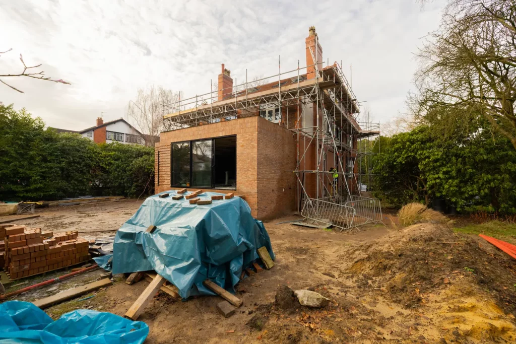 Warwick Road, Hale